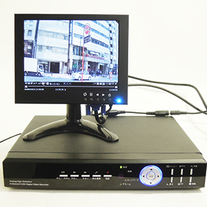 TFT-700ME 監視用デジタルレコーダーからのVGA出力映像を実際に表示させた画像